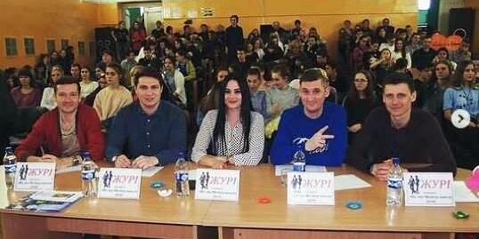 mister_miss_zosh4_1 Як у ЗОШ №4 обирали «Міс і Містера школи»